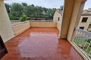 t2 à la vente -   83150  BANDOL, surface 32 m2 vente t2 - UBI443058977